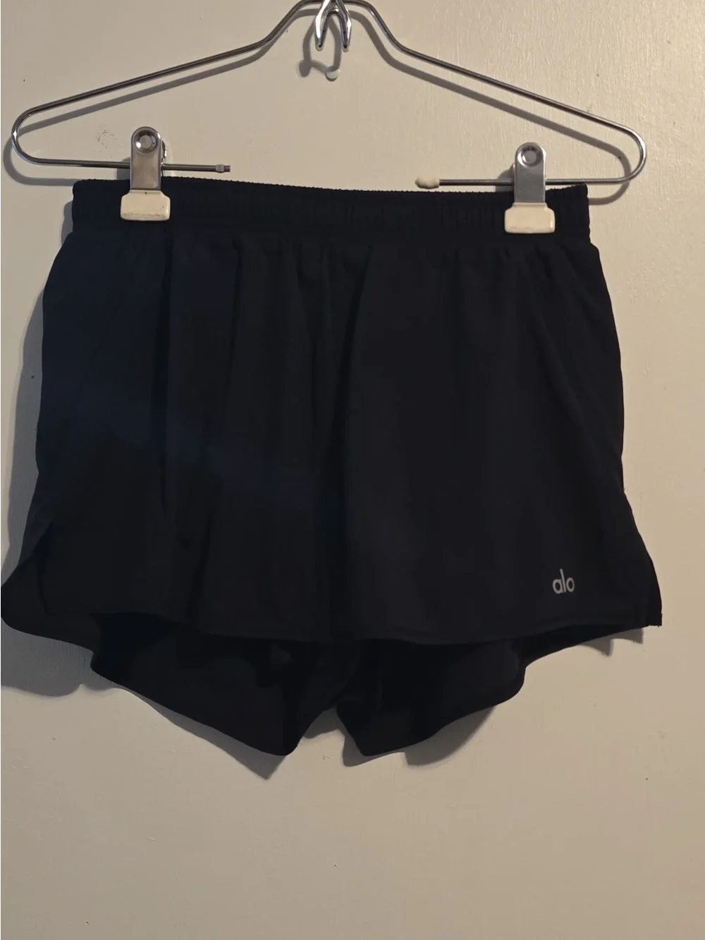 ALO Yoga Women's Black Athletic Shorts